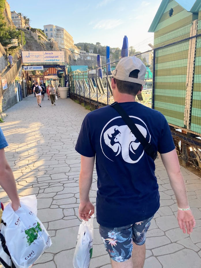 Tourist walking in Akina apparel